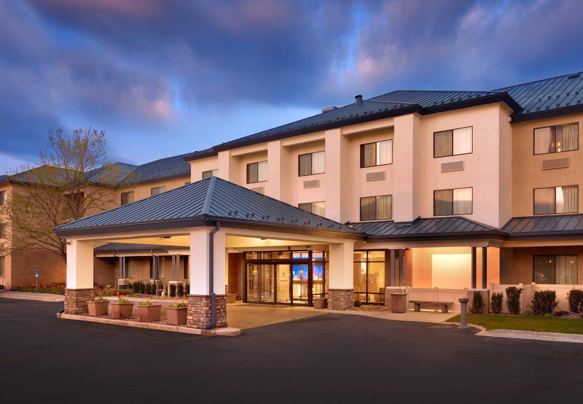 Courtyard By Marriott Salt Lake City Downtown Eksteriør billede