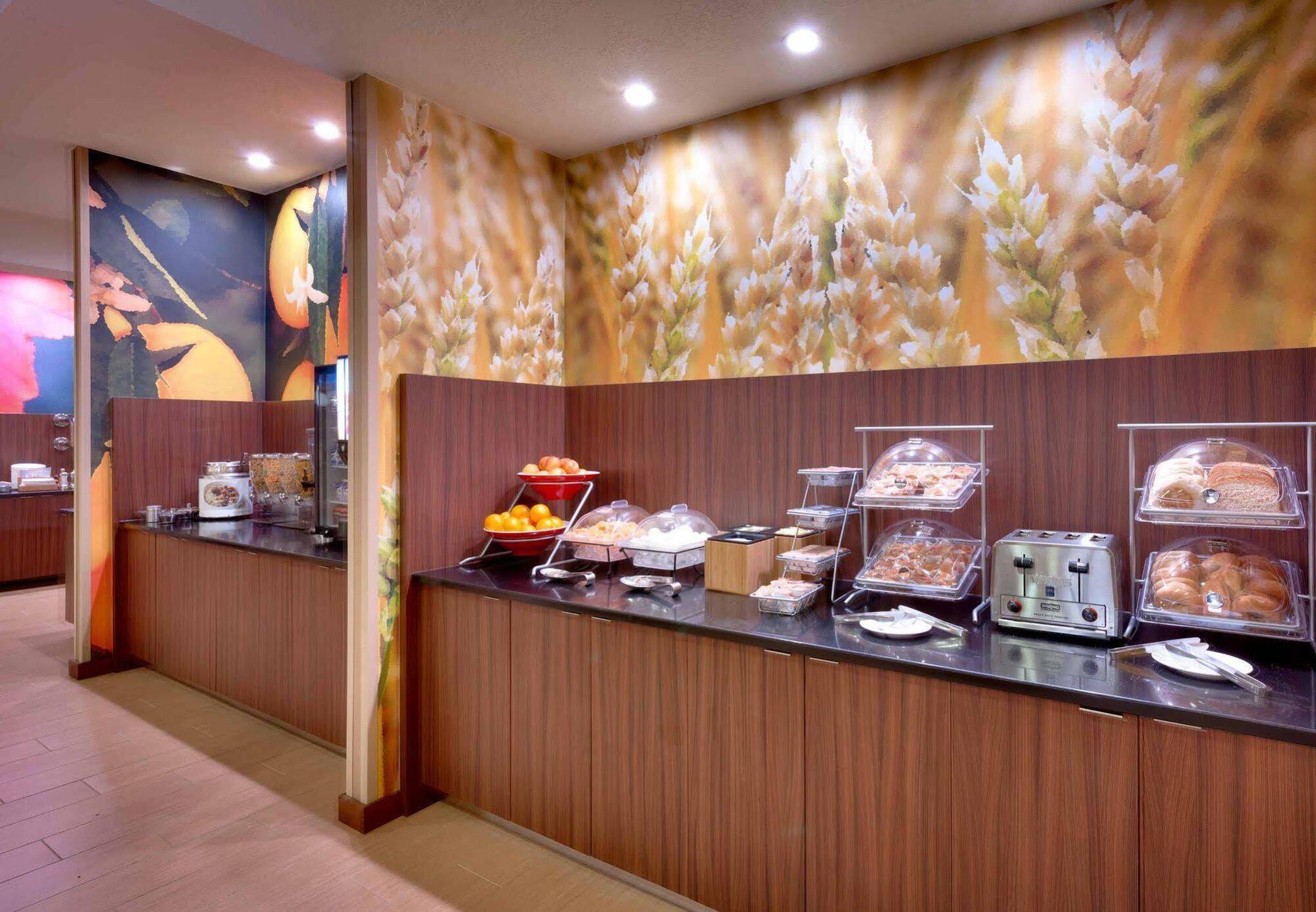 Courtyard By Marriott Salt Lake City Downtown Eksteriør billede