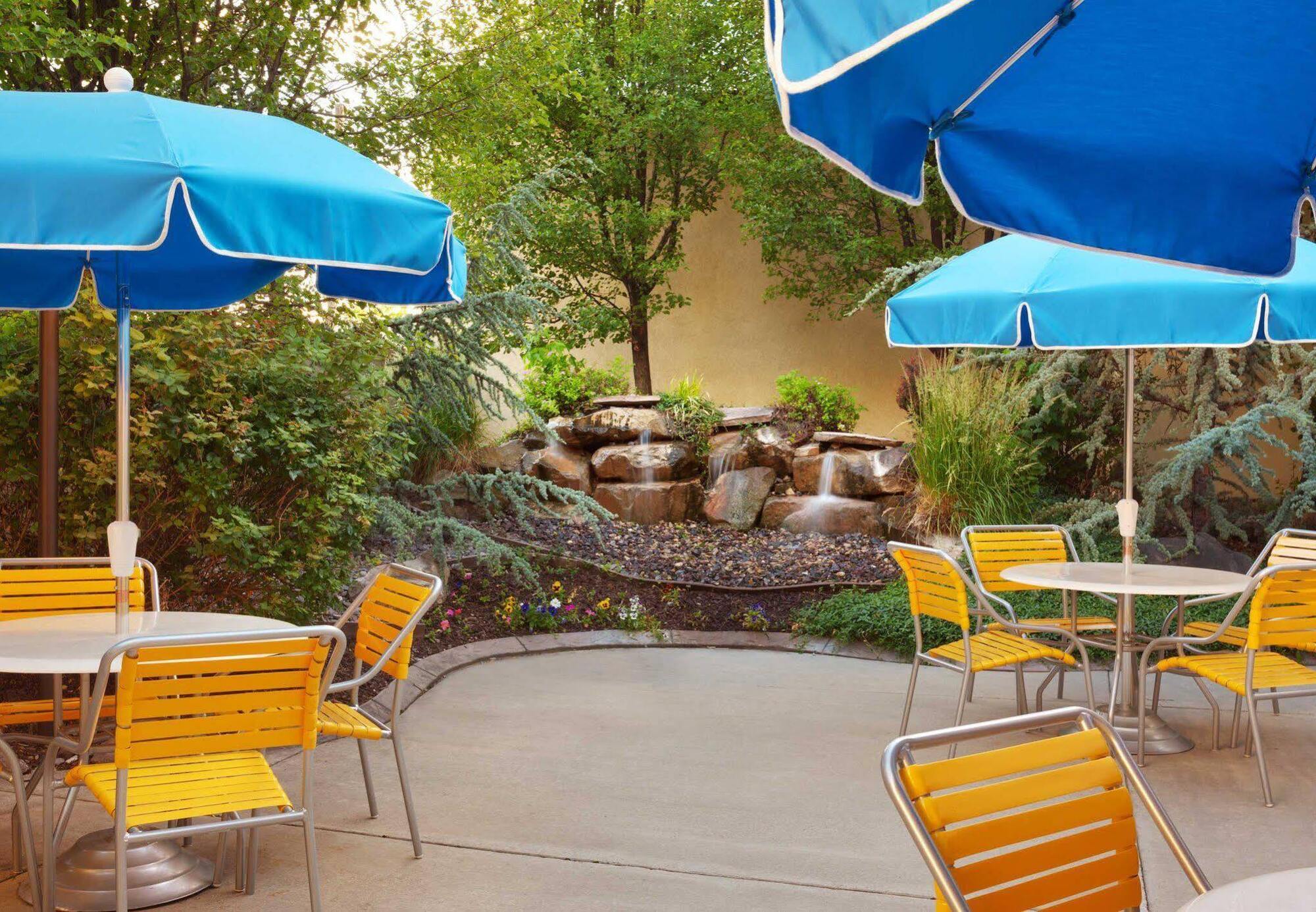 Courtyard By Marriott Salt Lake City Downtown Eksteriør billede